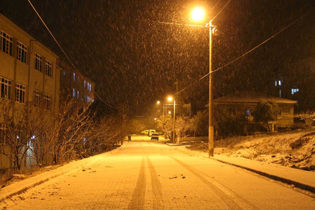 Manisa\'da Kar Yağışı