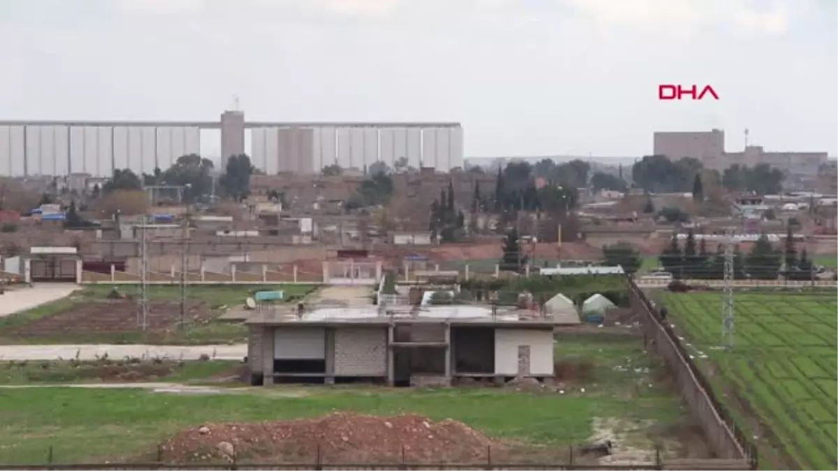 Mardin Ypg, Suriye\'nin Kamışlı Kentinde Hendek Kazmaya Başladı