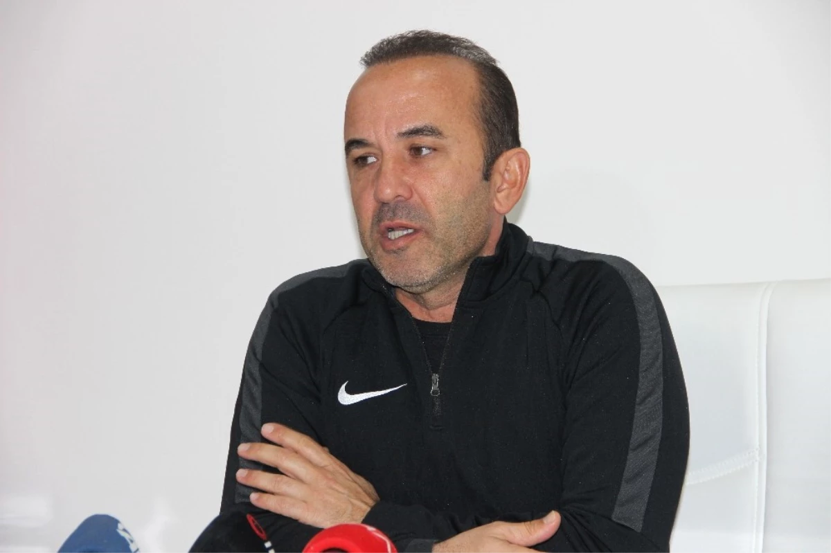 Mehmet Özdilek: "Ersun Yanal\'ın Fenerbahçe Maçında Takımın Başında Olması Bizi Etkilemez"