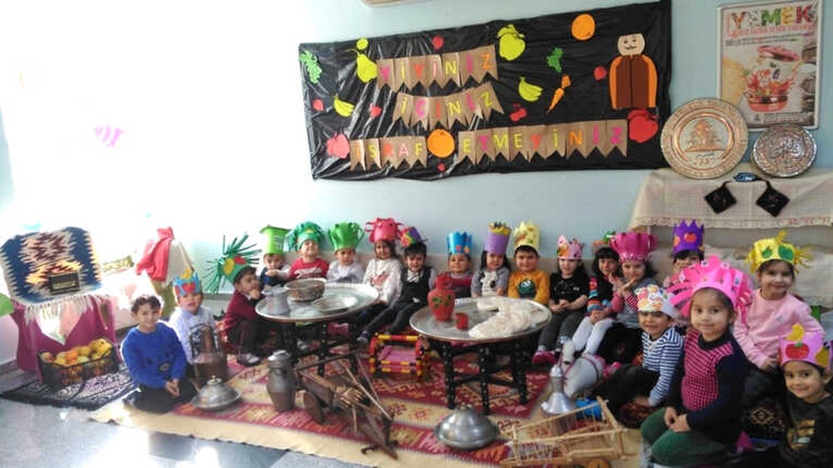 Nezaket Okulu Öğrencilerinden Yerli Malı Etkinliği