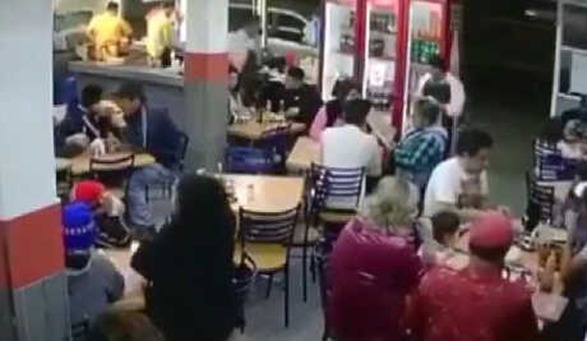 Restorandaki Bütün Müşterileri Gasp Ettiler
