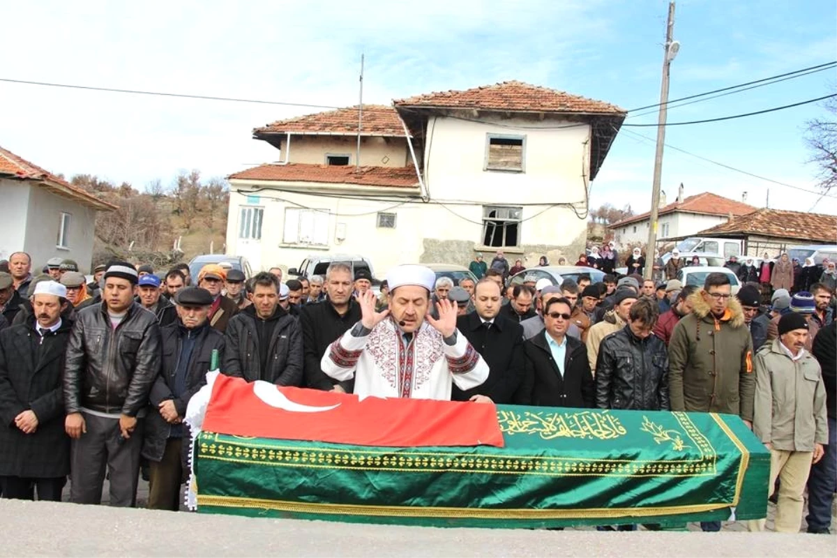 Şehit Annesi Son Yolculuğuna Uğurlandı