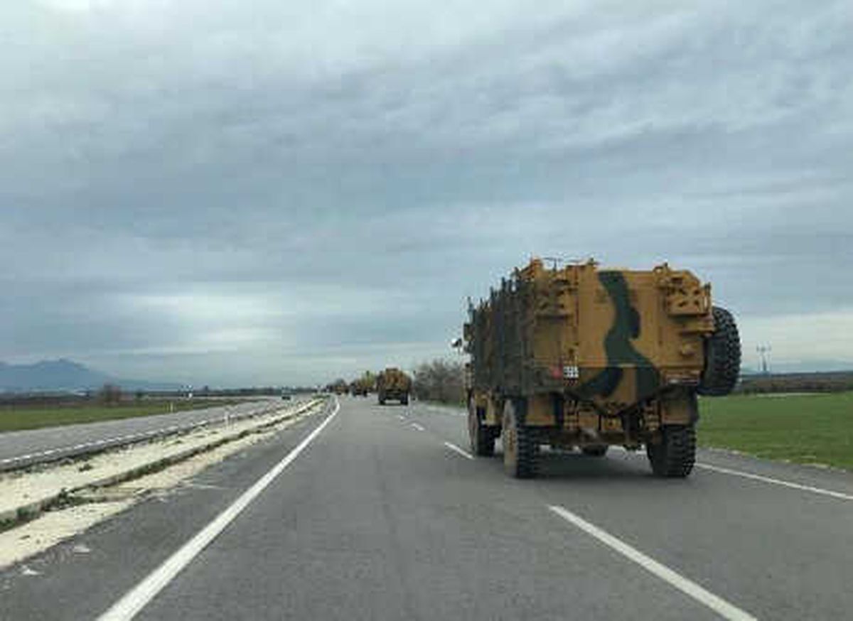 Sınıra Askeri Sevkiyat