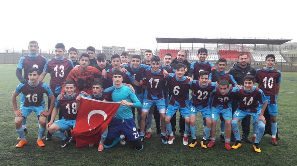 Trabzonspor Formasıyla Şampiyon Oldular