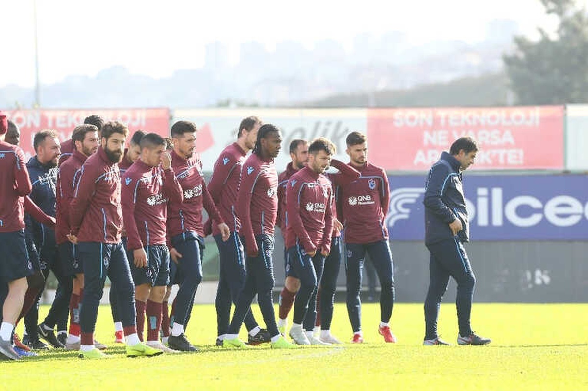 Ünal Karaman ve Öğrencilerinin Aklı Zirvede