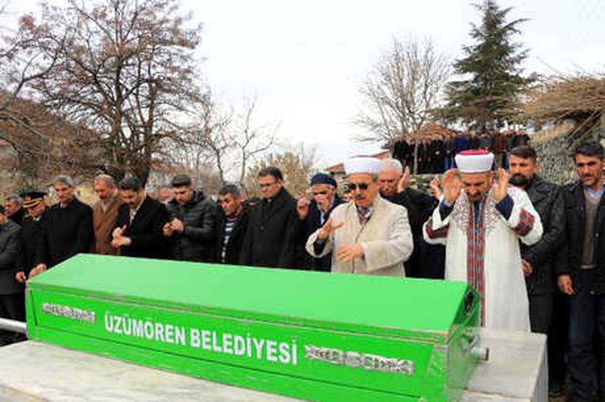 Yht Kazasında Ölen Makinist Hulusi Böler, Tokat\'ta Toprağa Verildi