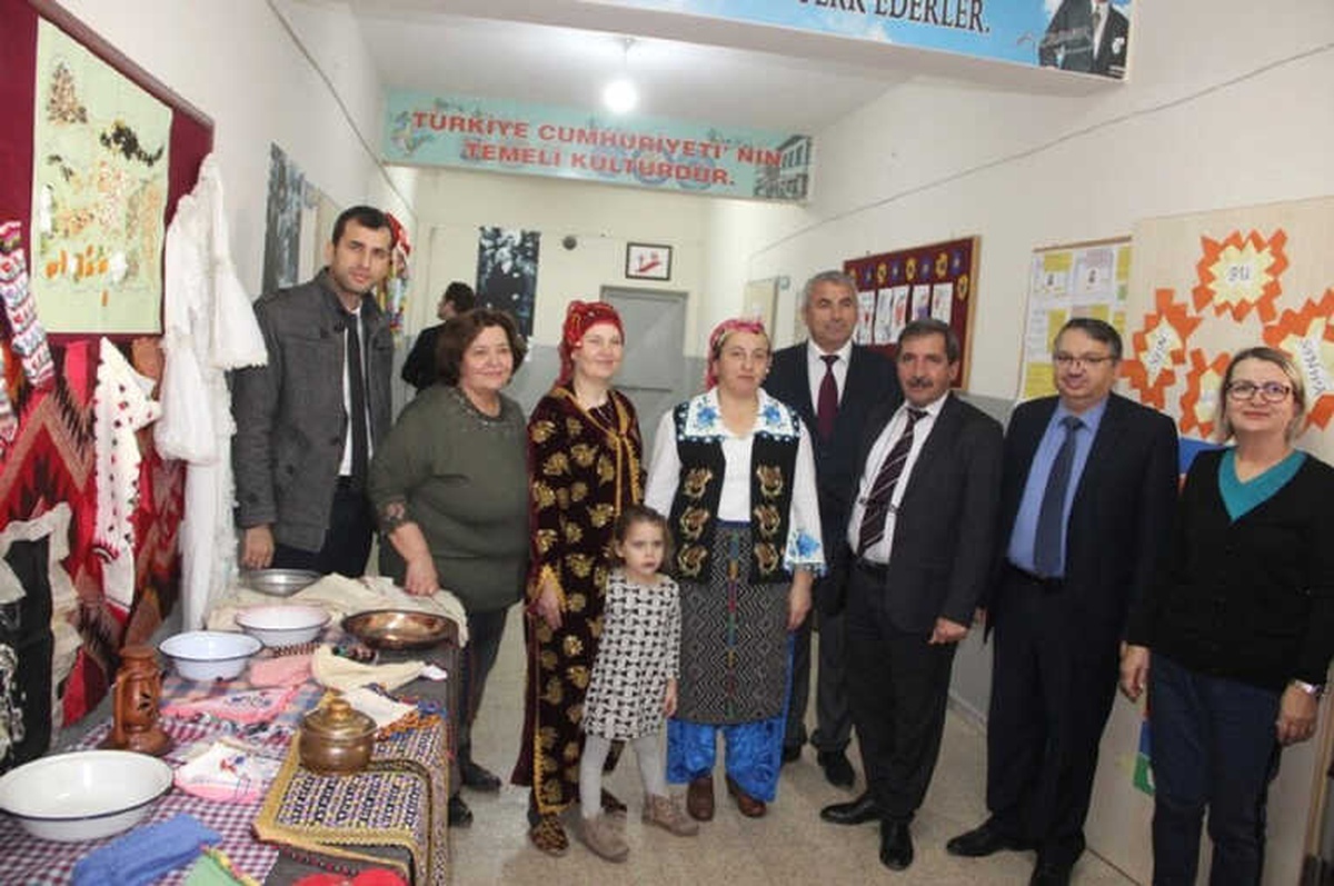 81 İlin Renkleri Kırklareli\'nde Sergilendi