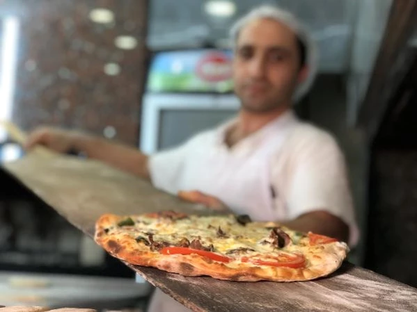 Cağ Pizza’ ile Erzurum ve İtalyan Yemek Kültürlerini Harmanladı Son