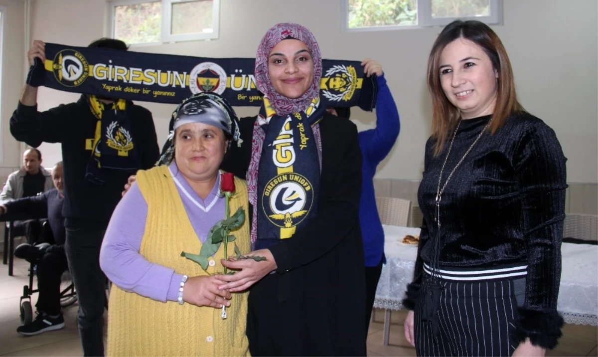 Giresun Üniversitesi Genç Fenerbahçeliler Grubu\'ndan Anlamlı Ziyaret