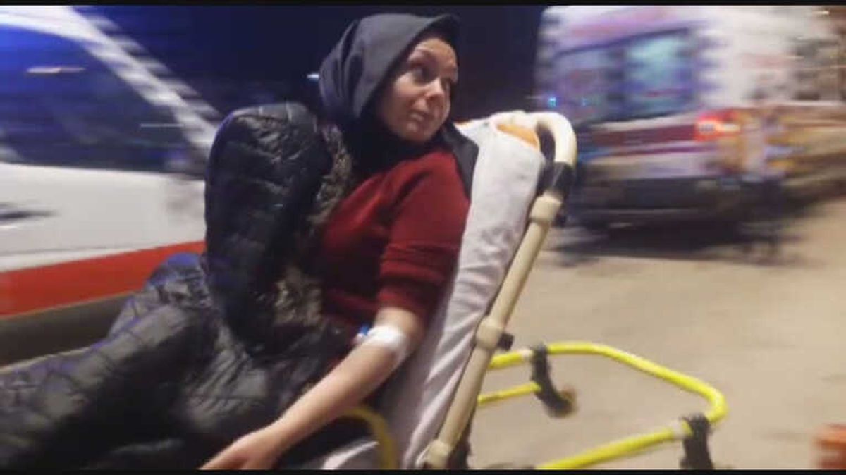 İnegöl\'de 3 Araç Birbirine Girdi: 5 Yaralı