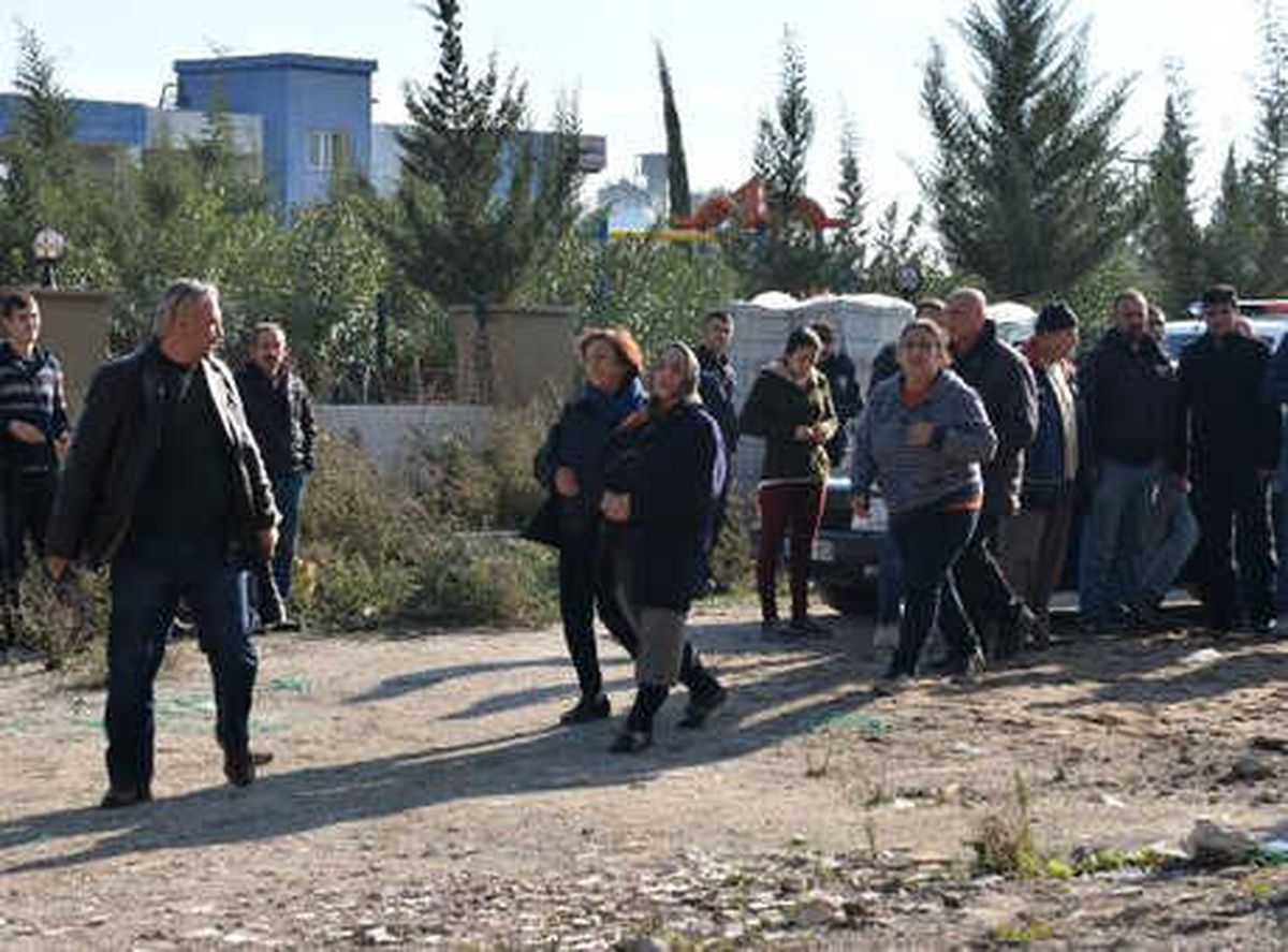 İnşaatı Gezerken Asansör Boşluğuna Düşüp, Öldü