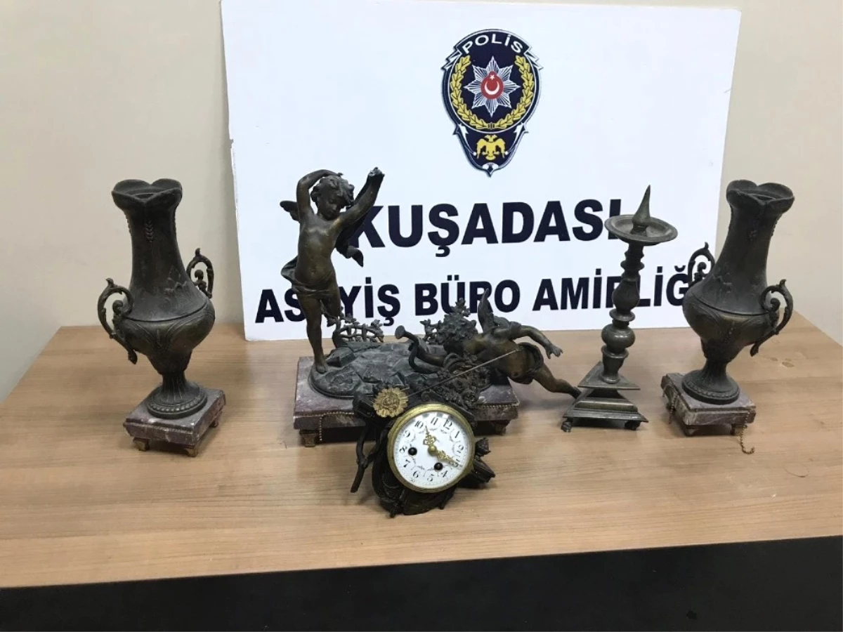 Kuşadası\'nda Antika Eşyaları Çalan Hırsızlar Yakalandı