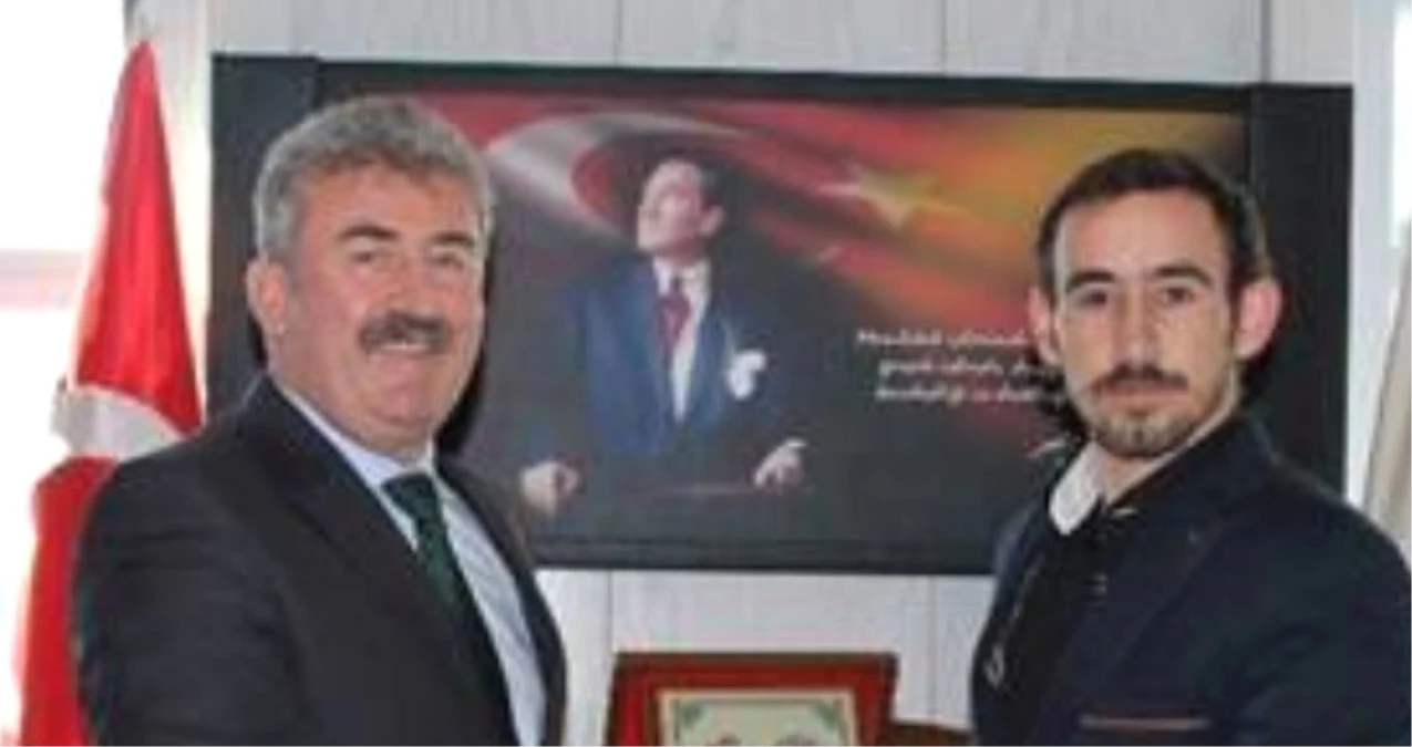 MHP\'nin Sivas Koyulhisar Belediye Başkan Adayı Osman Epsileli Kimdir?