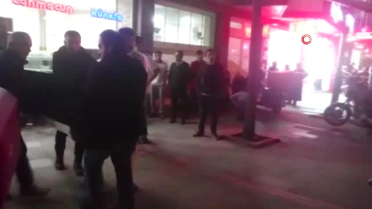 Pendik\'te Lokantada Cinayet: 1 Ölü, 2 Yaralı