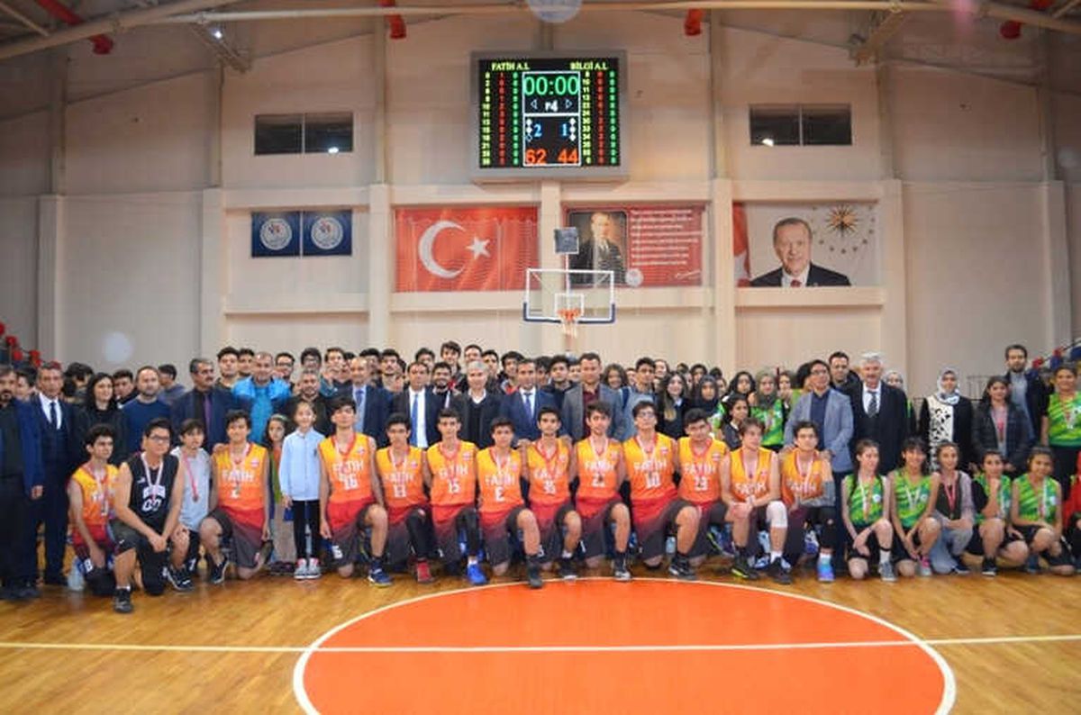 Potanın Şampiyonları Madalyalarını Aldı