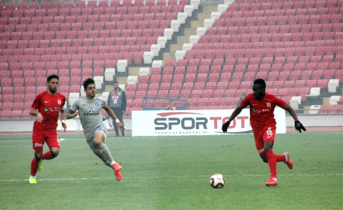 Spor Toto 1. Lig: Balıkesirspor Baltok: 2 - Adana Demirspor: 1