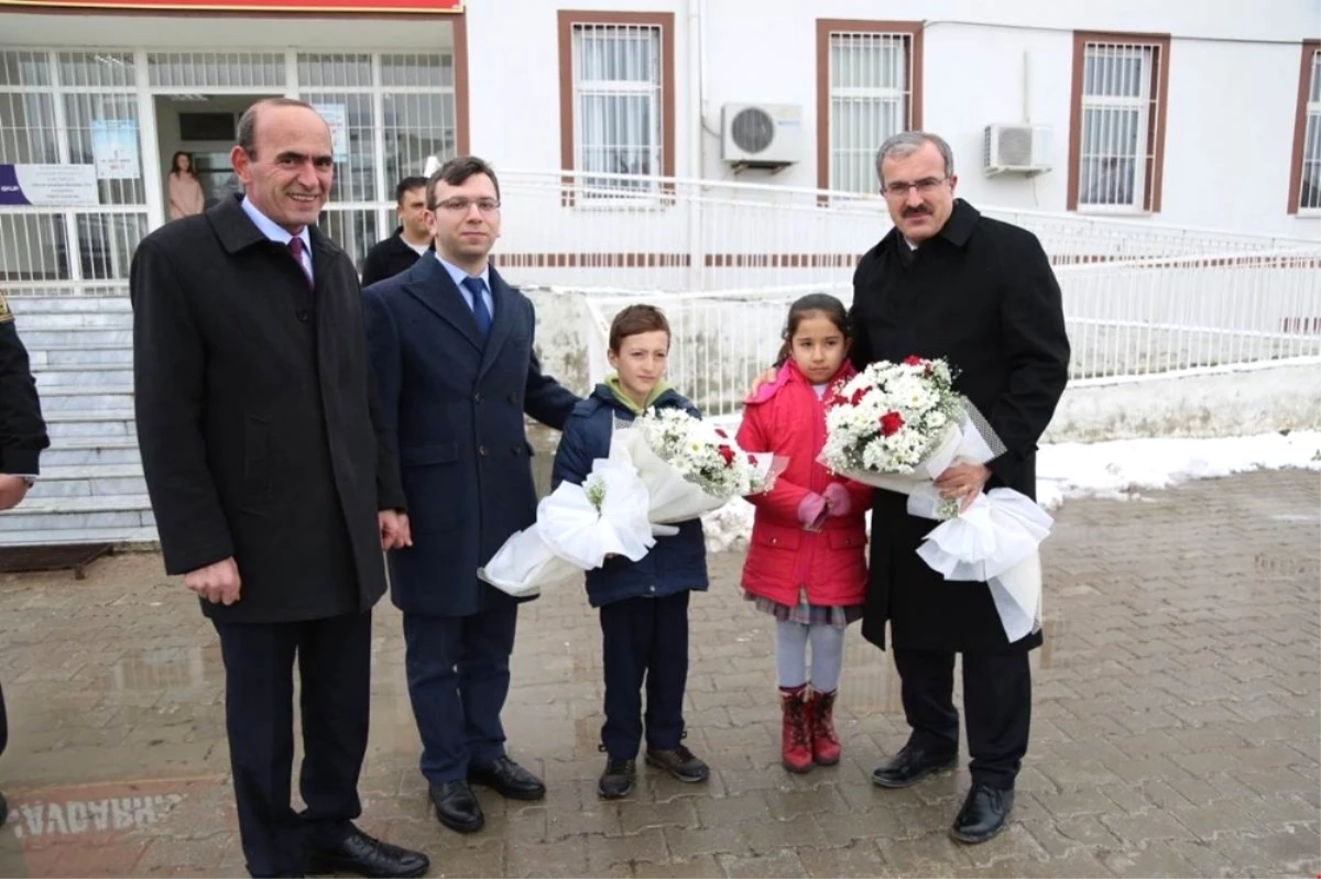 Vali Ömer Toroman\'dan Çavdarhisar ve Aslanapa Ziyareti