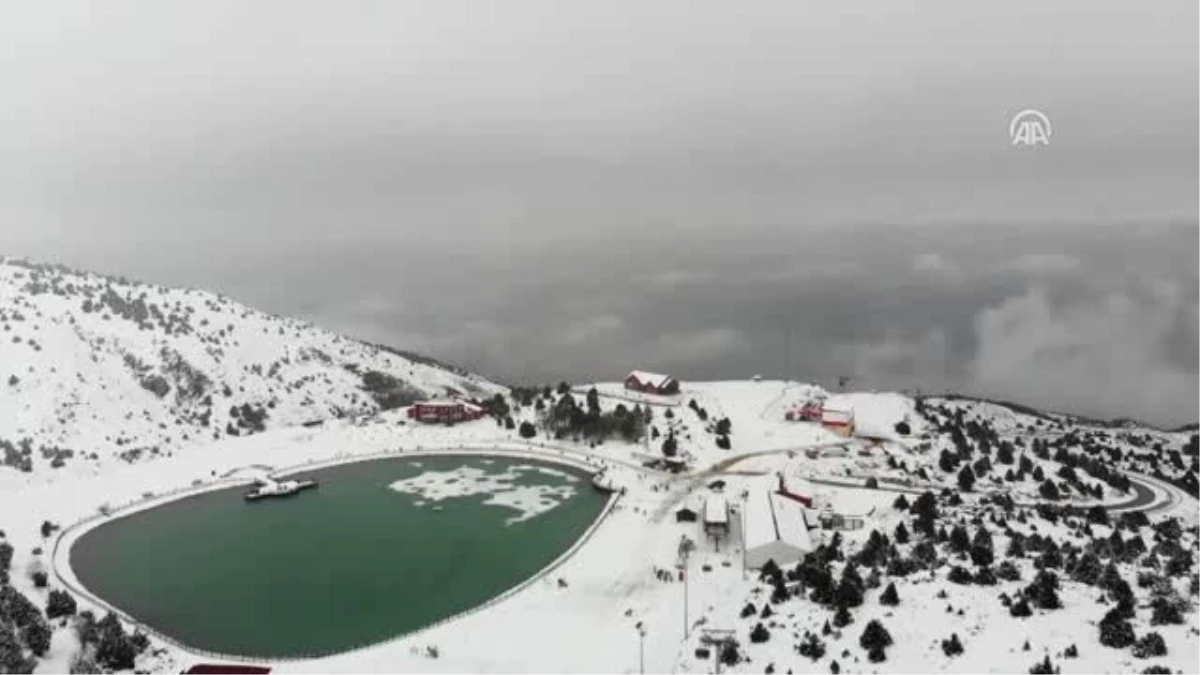 Ergan Dağı\'nda Kayak Sezonu Açıldı