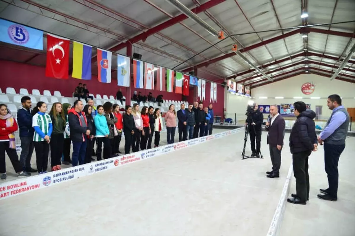 Kadın Sporcular Boccenin Merkezinde Buluştu