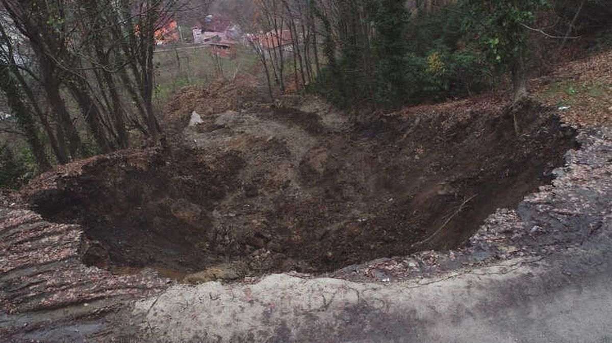50 Metrelik Heyelan Havadan Görüntülendi
