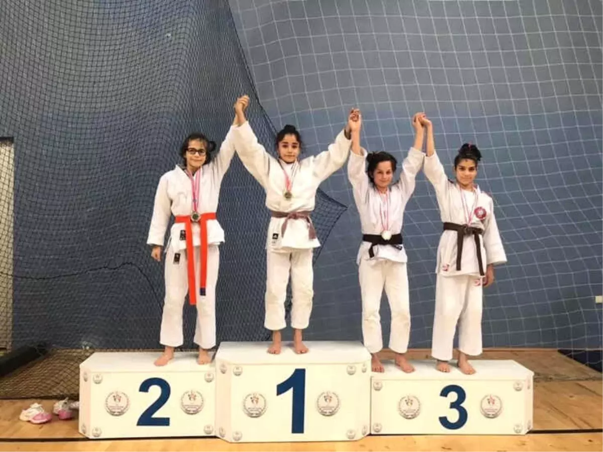 Bilecik Belediye Spor Kulübü Judo Takımından Büyük Başarı