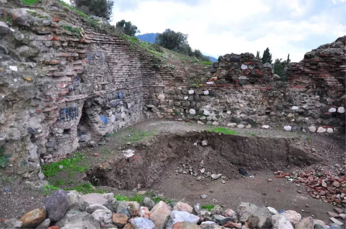 Binlerce Manisalı Akın Ediyordu, Gerçek 100 Yıl Sonra Ortaya Çıktı