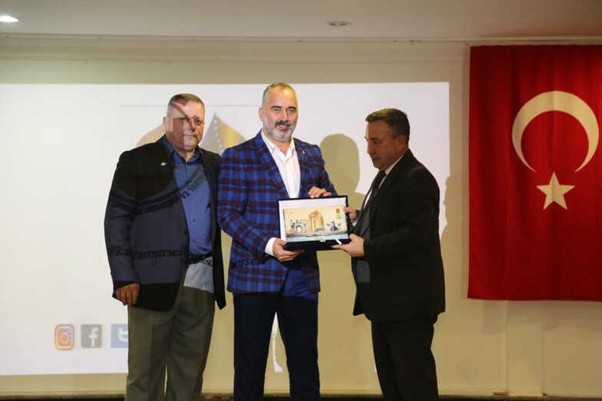 Bosna Hersek Türkleri Gençlik Gecesi Düzenlendi