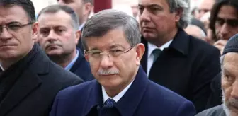 Davutoğlu, Tokat'ta Cenaze Törenine Katıldı