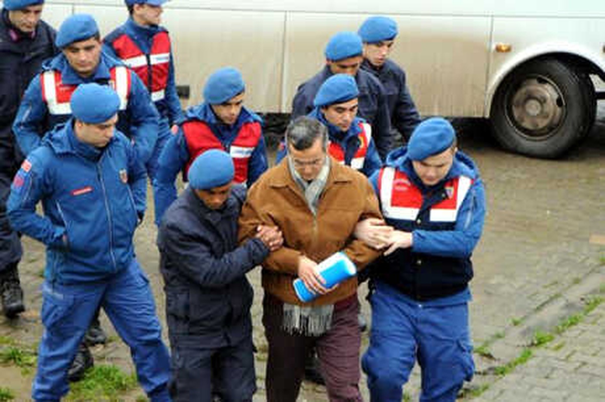 Donanma Komutanlığı Davasında 35 Fetö Sanığı Hakim Karşısında