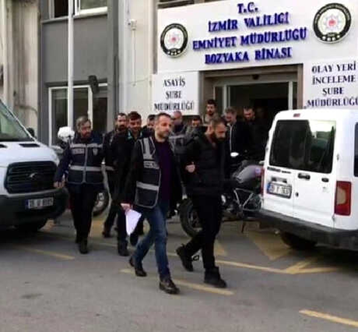 Genelev Çalışanlarından Haraç Almakla Suçlanan 7 Kişi Tutuklandı
