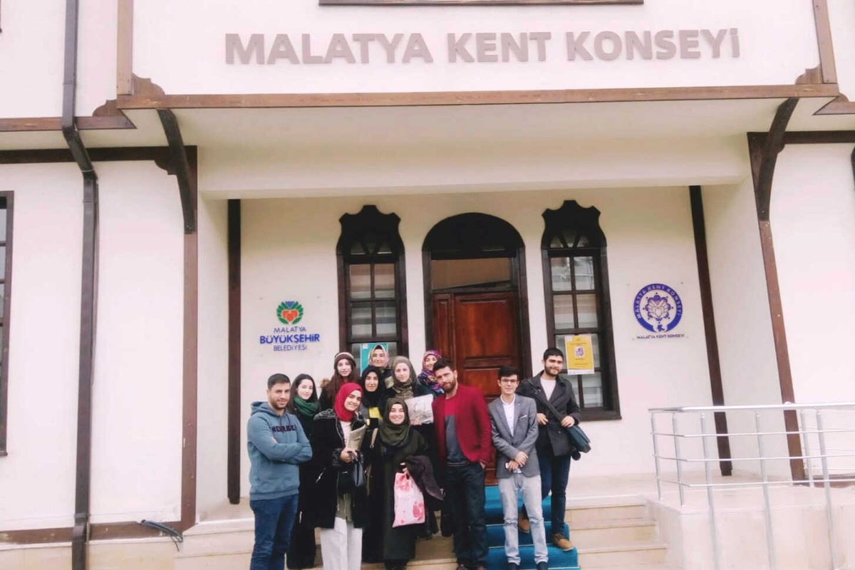 Kent Konseyi "Şiir ve Masal Atölyesi" Dersleri Başladı