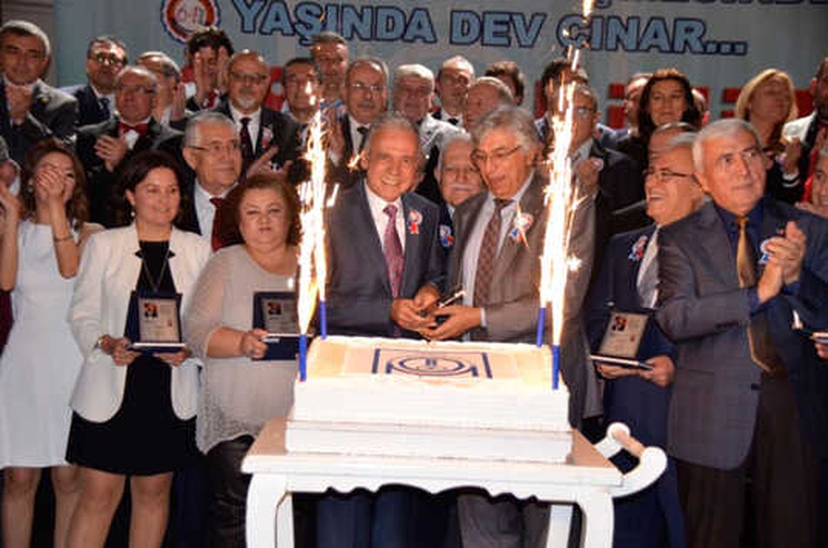 Makine mühendisleri 64’üncü yaşını kutladı