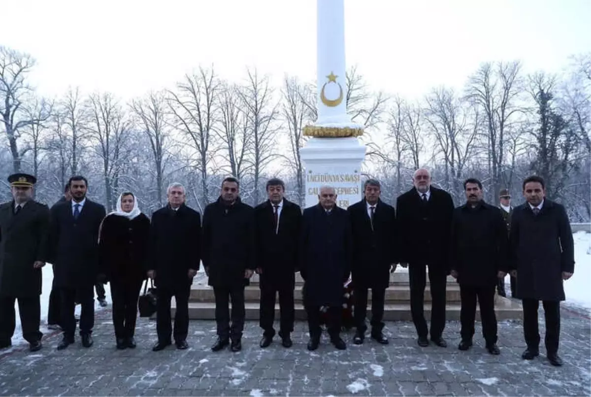 TBMM Başkanı Yıldırım, Budapeşte\'deki Türk Şehitliği\'ni Ziyaret Etti