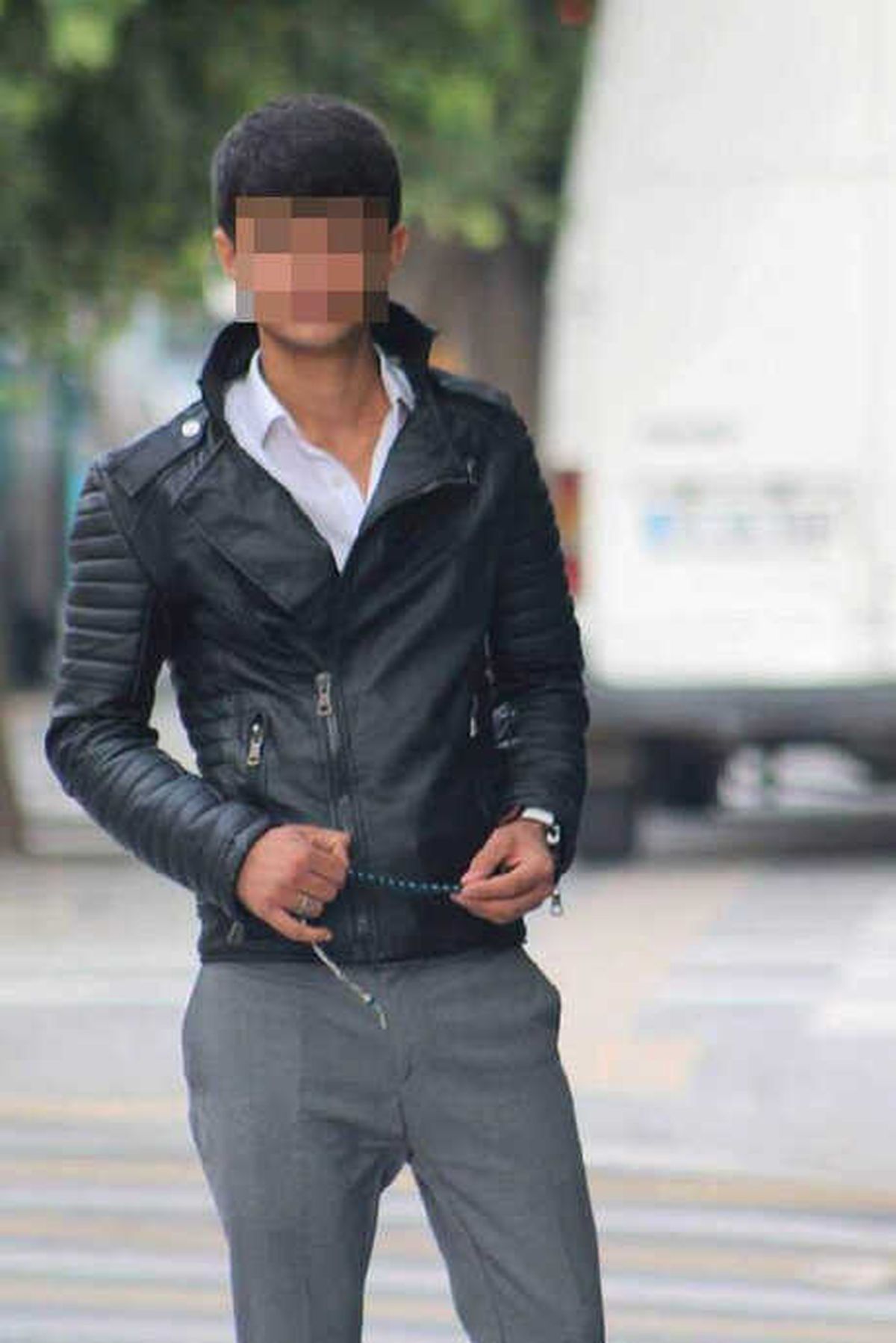 Atatürk\'e Hakaret Ettiği İddia Edilen Öğrenci Polis Okuldan Atıldı