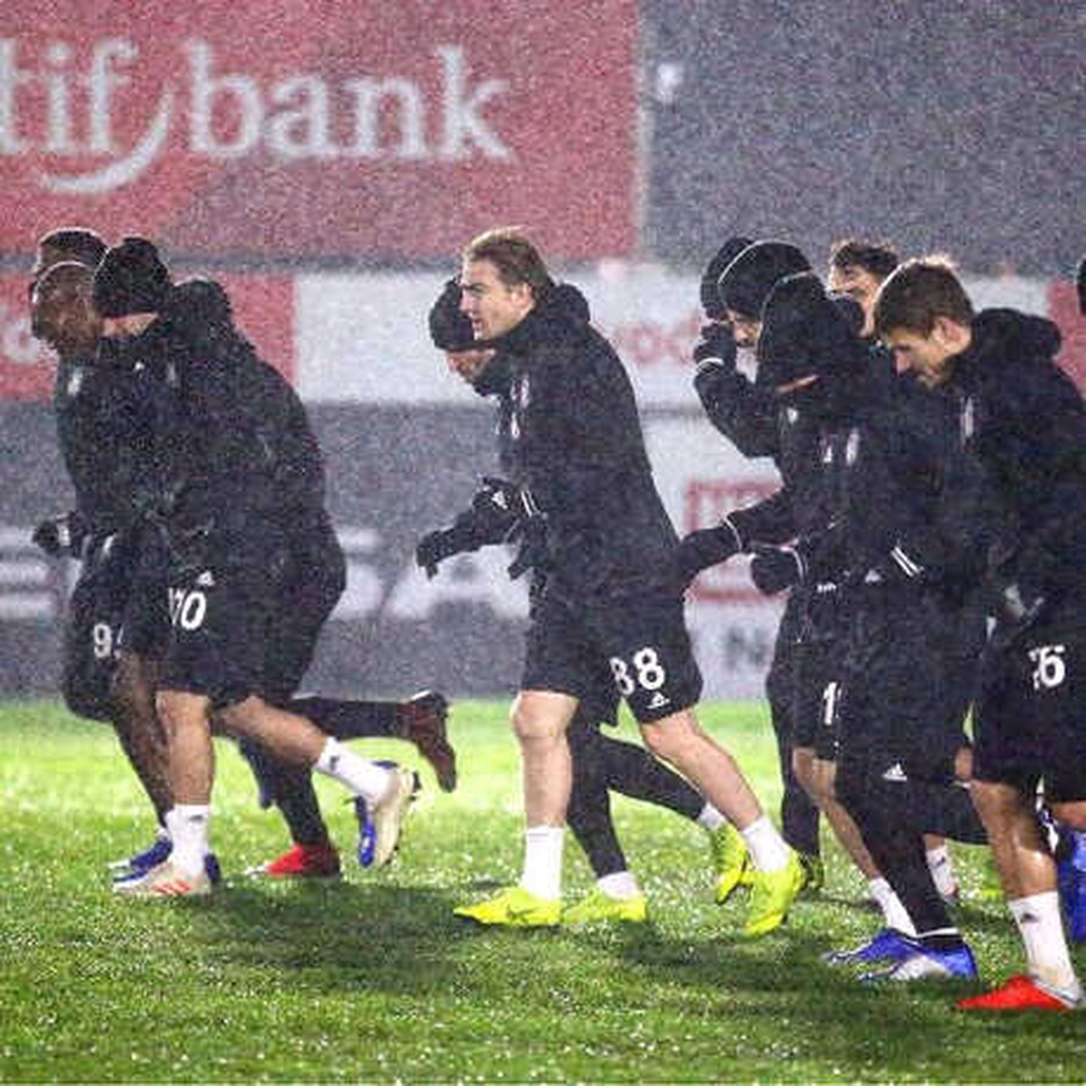 Beşiktaş\'ta Kasımpaşa Hazırlıkları Başladı