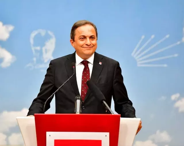 CHPnin İstanbul, Ankara, Adana, Antalya ve Bolu adayları açıklandı CHPnin İstanbul, Ankara, Adana, Antalya ve Bolu adayları açıklandı