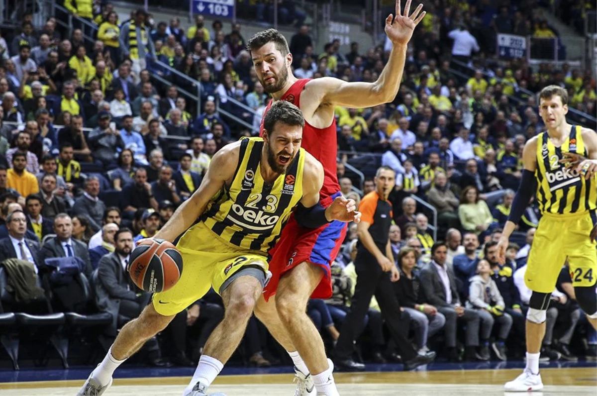 Fenerbahçe, 15 Sayı Geriden Gelerek CSKA\'yı Devirdi