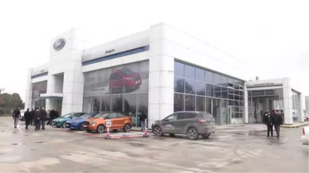 Ford Otosan\'dan Öğrenciler İçin Araç Hibesi - Sakarya