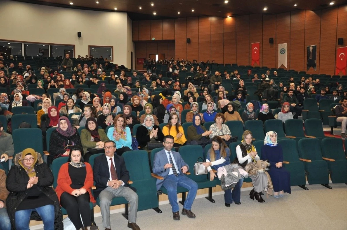 Kafkas Üniversitesi\'nde 2. Geleneksel "Dünya Arapça Günü" Etkinliği