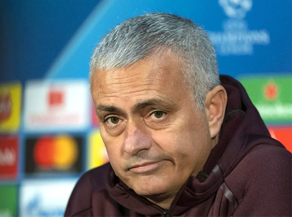 Mourinho\'nun Görevine Son Verildi