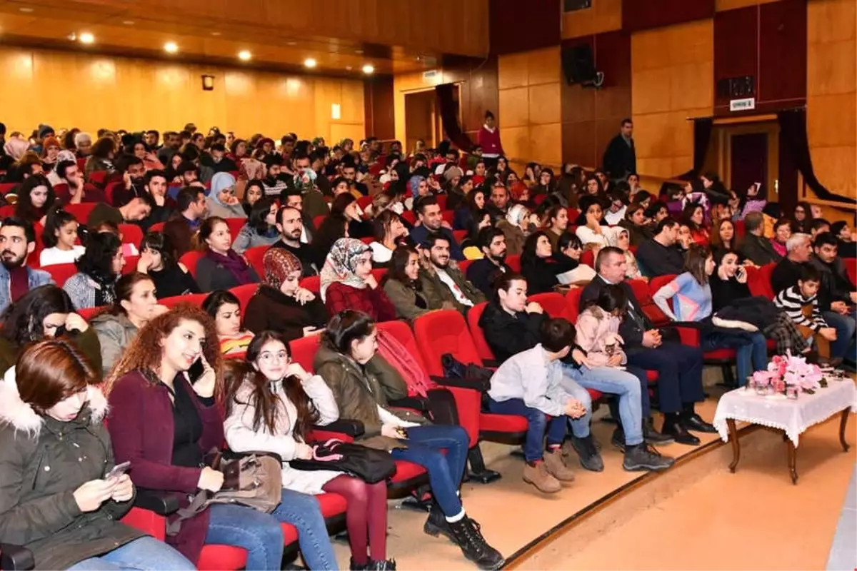 Tamara\'nın Çığlıkları" Tunceli\'de Sahnelendi