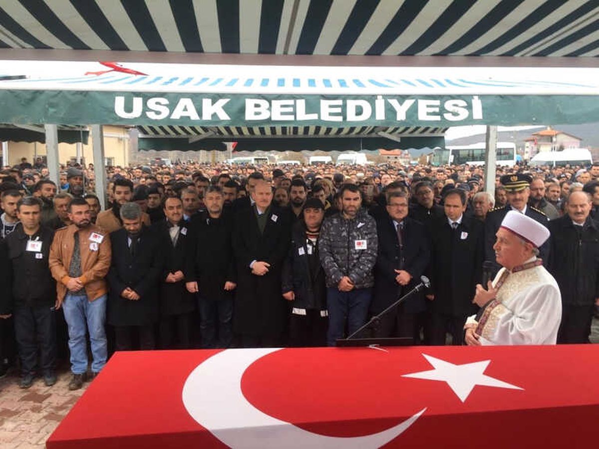 Uşak Şehidini Uğurladı