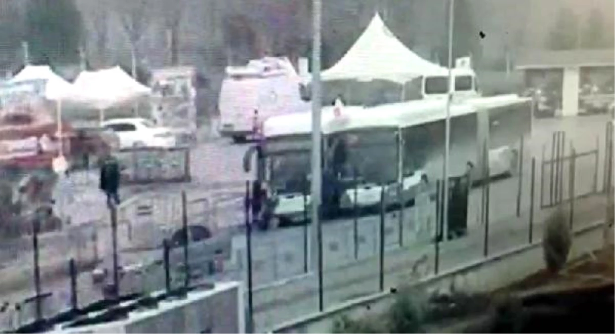 Ankara\'da 2 Avukat ile Gaziye Çarpan Otobüs Sürücüsü Tutuklandı