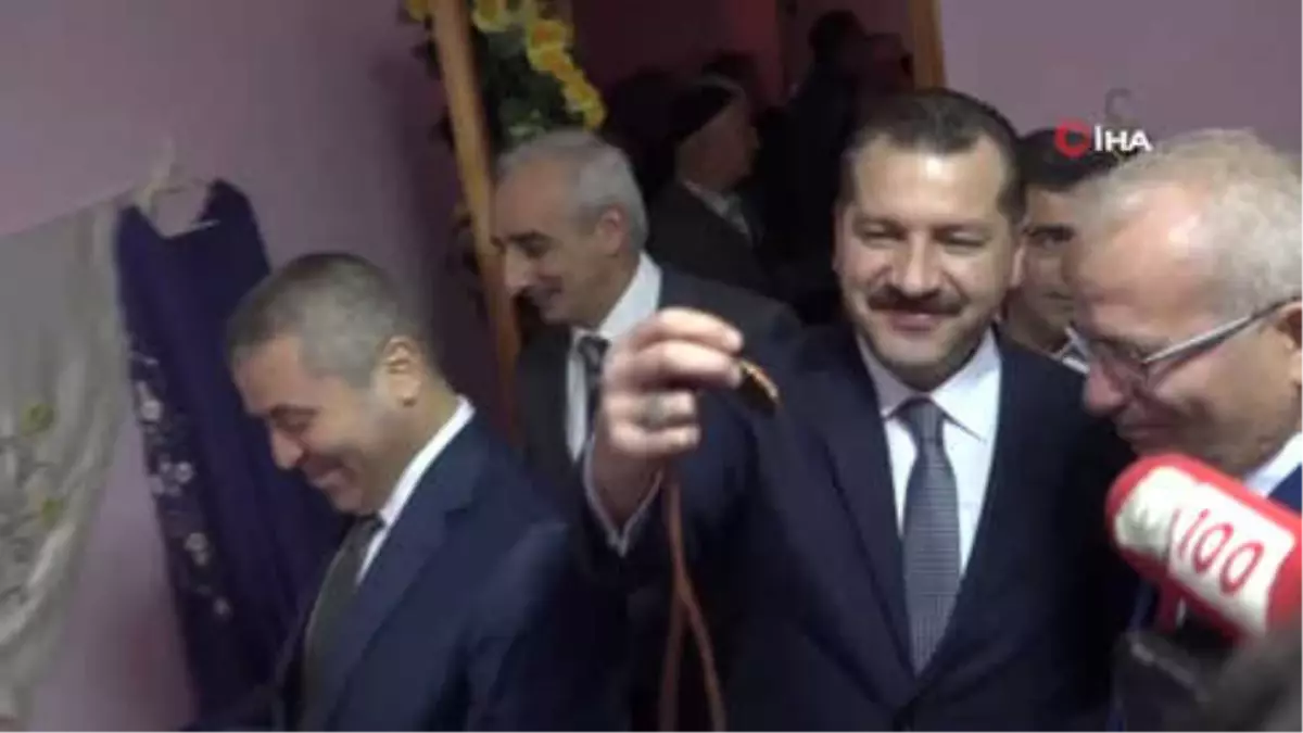 Balıkesir Pullusu Kursunu Bitiren Kadınlara Sertifikaları Verildi.