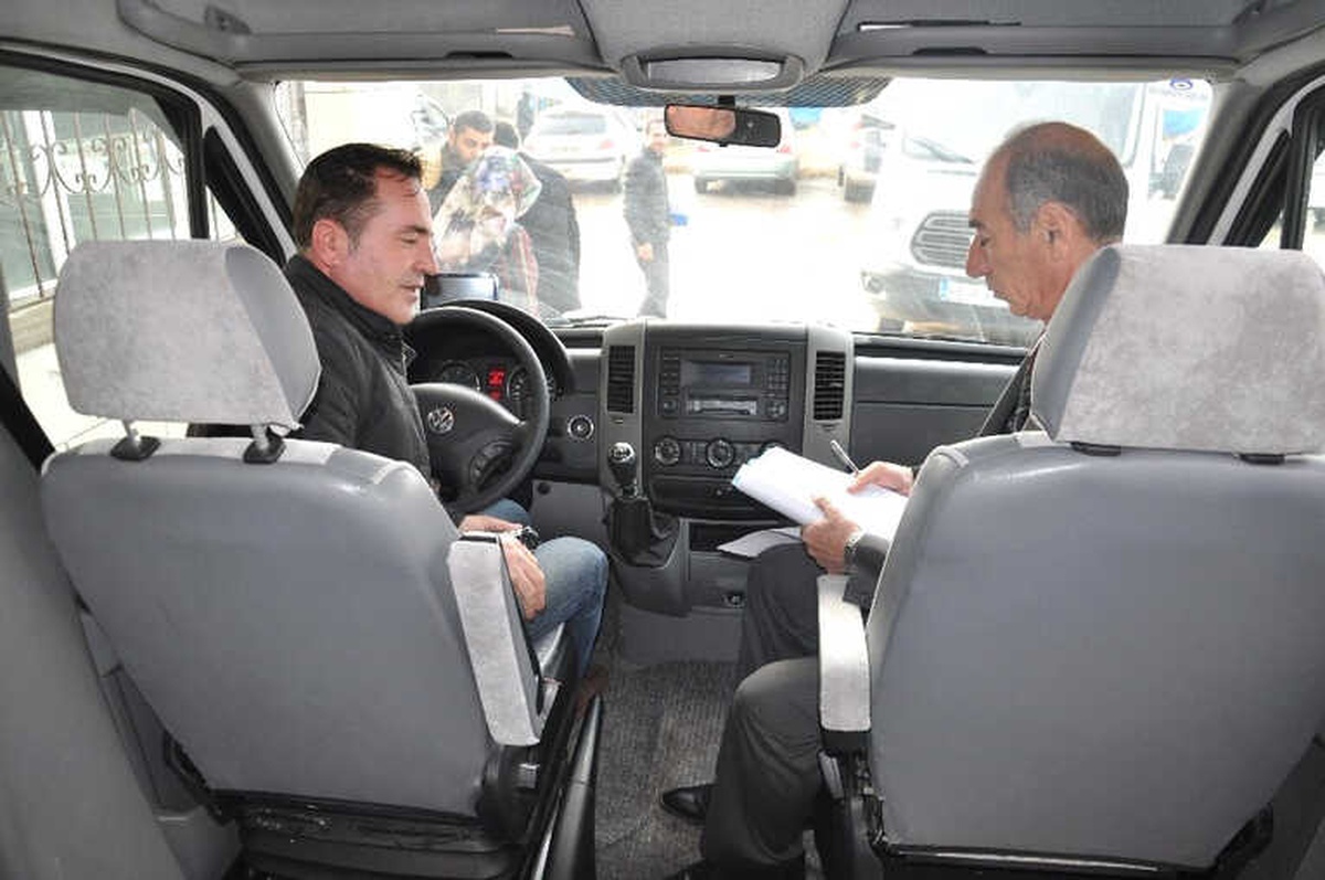 Bulanık\'ta Okul Servis Araçları Denetlendi