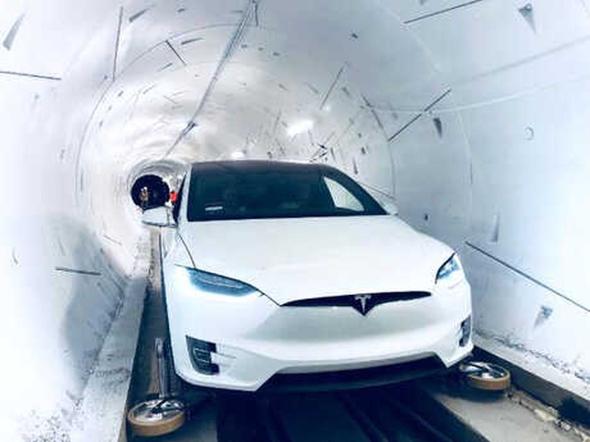 Elon Musk\'ın Çılgın Otonom Tüneli Projesi Bugün Açıldı