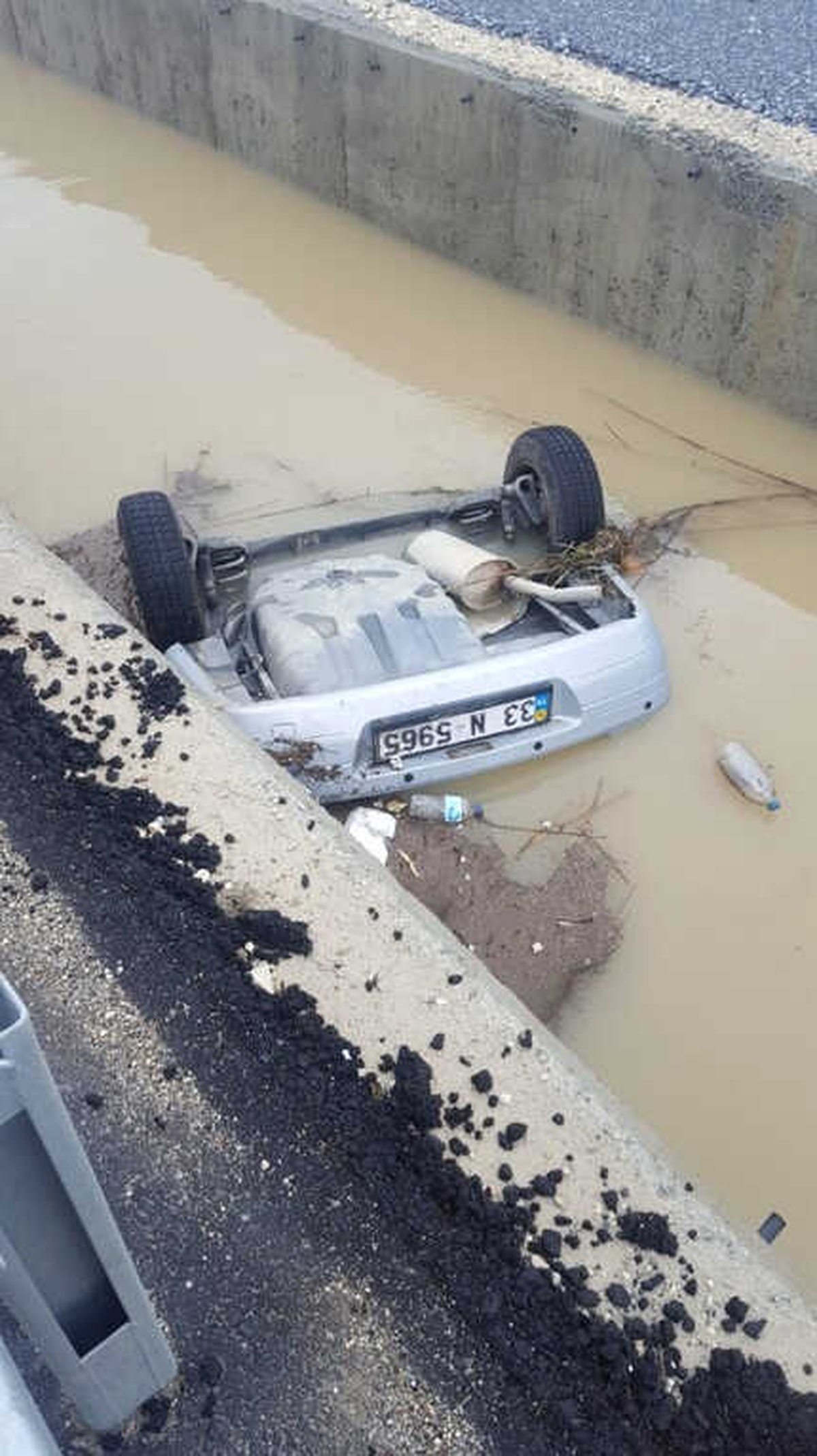 Kayıp Gençlerin Cesedi Su Kanalına Düşen Otomobilden Çıktı