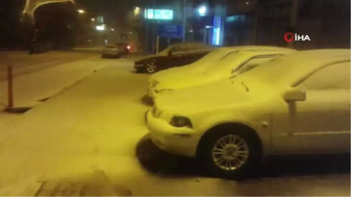 Malkara\'da Yoğun Kar Yağışı Nedeniyle Eğitime 1 Gün Ara Verildi