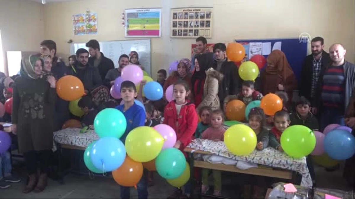 Muş\'ta Köy Çocuklarını "Isıtan" Yardım
