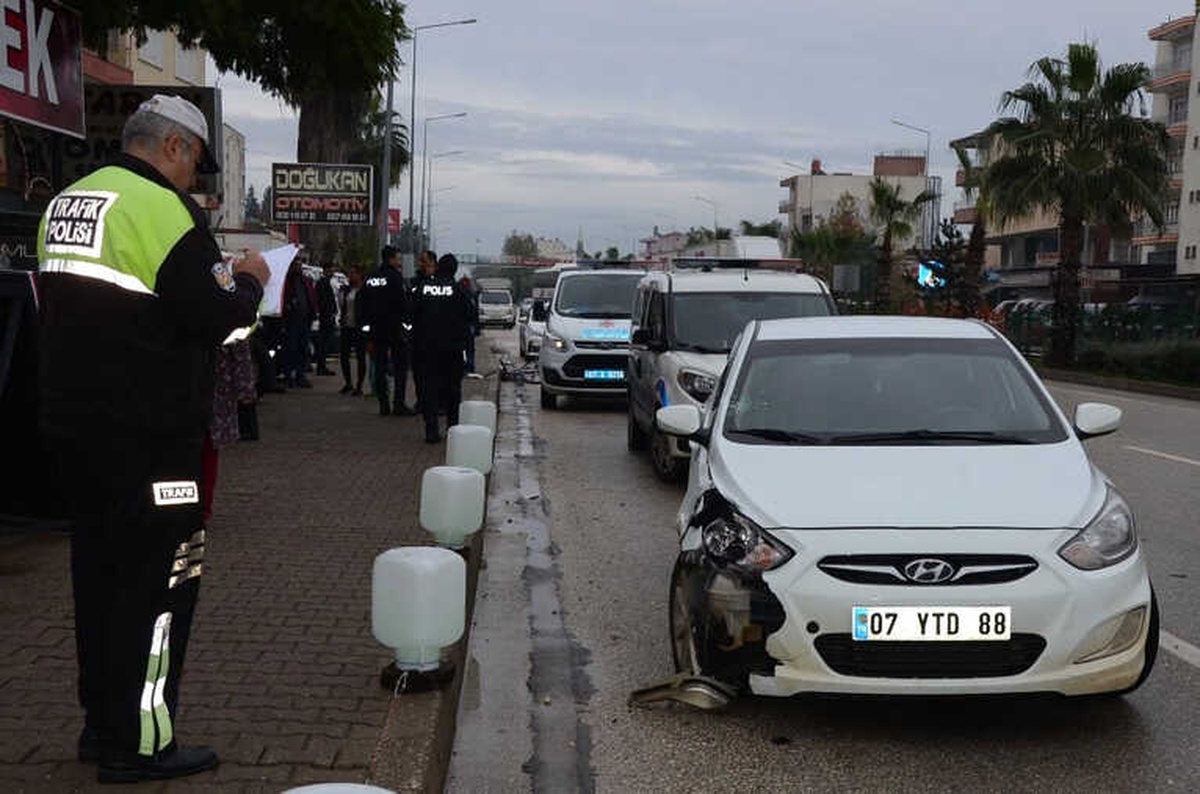 Otomobilin Çarptığı Bisikletli Hayatını Kaybetti